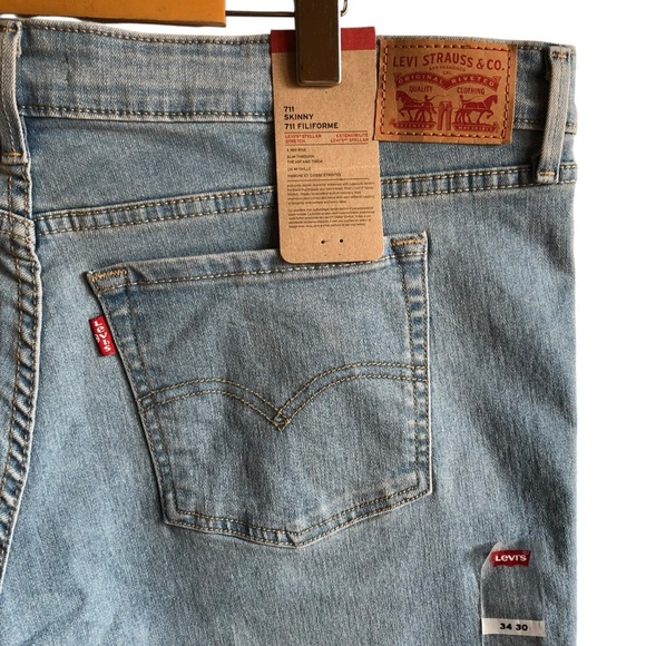 NWT Levi’s 711 Skinny Jeans Size 34 Eternal Indigo Light Wash NEW - Picture 10 of 15
